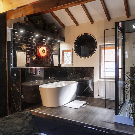 Appart Hotel Le 8 La Suite - Parking Gratuit - Mâcon Exteriör bild