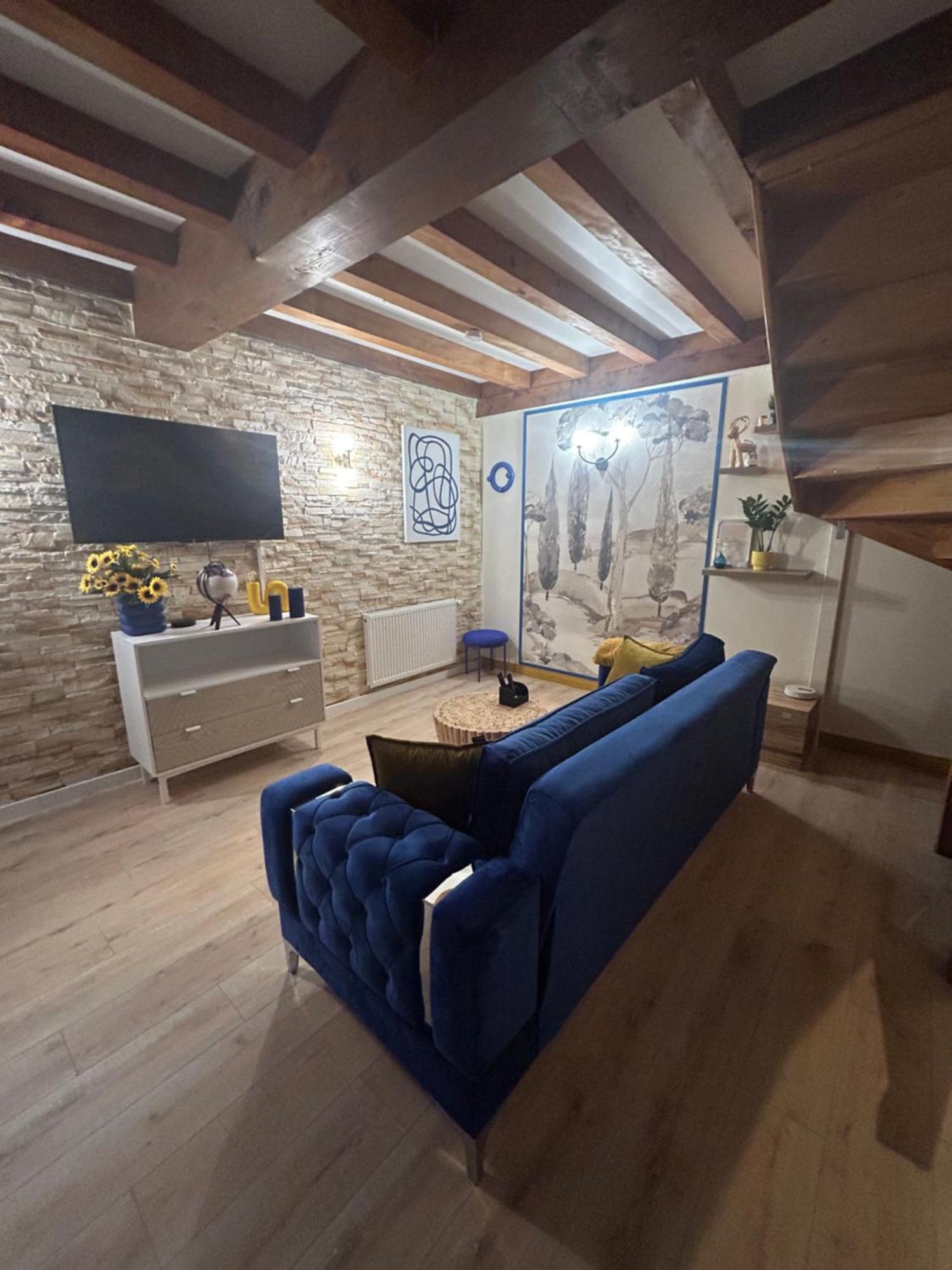 Appart Hotel Le 8 La Suite - Parking Gratuit - Mâcon Exteriör bild